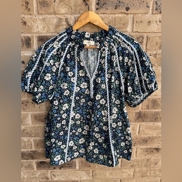 entro Navy Floral Puff-Sleeve Ruffle Blouse Size Large - Picture 2 of 8